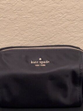 KATE SPADE Chelsea Nylon Zippered Cosmetic Bag (New Condition, Authentic) Black
